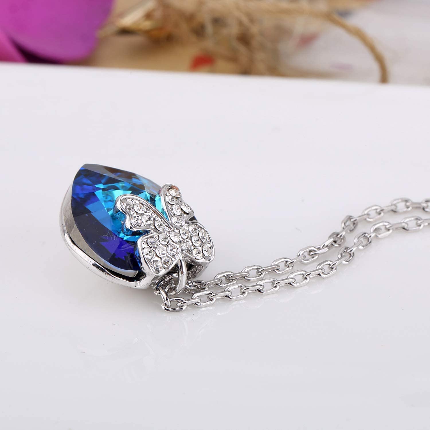 Kruckel; 5041090 Butterfly on Heart Necklace with Swarovski® Element crystal;