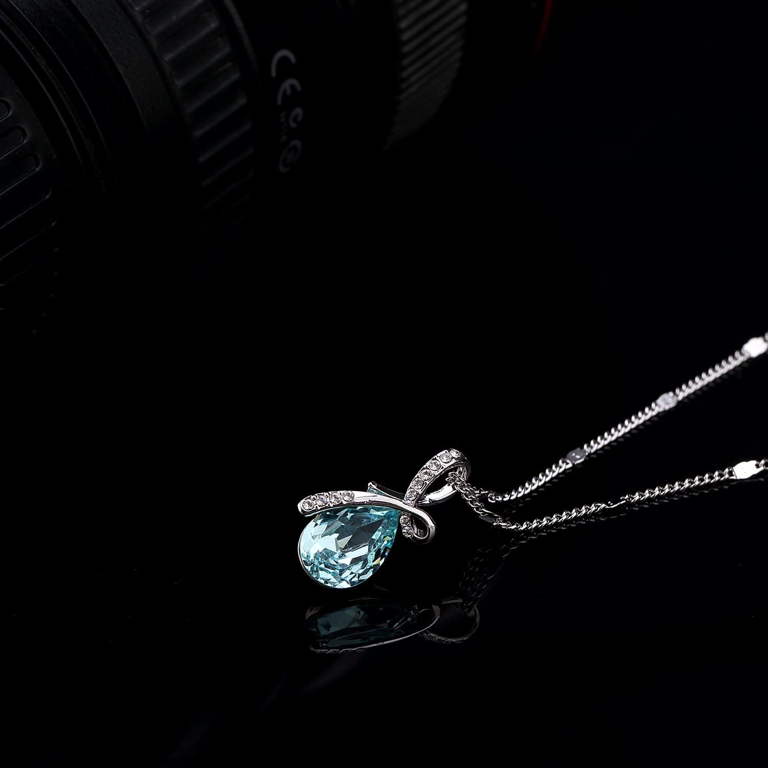 Kruckel; 5051030 Sparkling Snow Queen Dress Necklace;