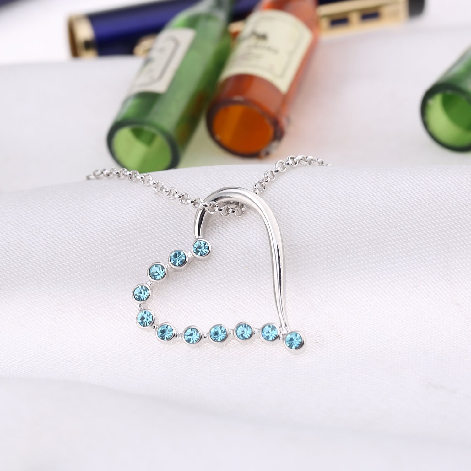 Sparkling Heart Crystals Necklace