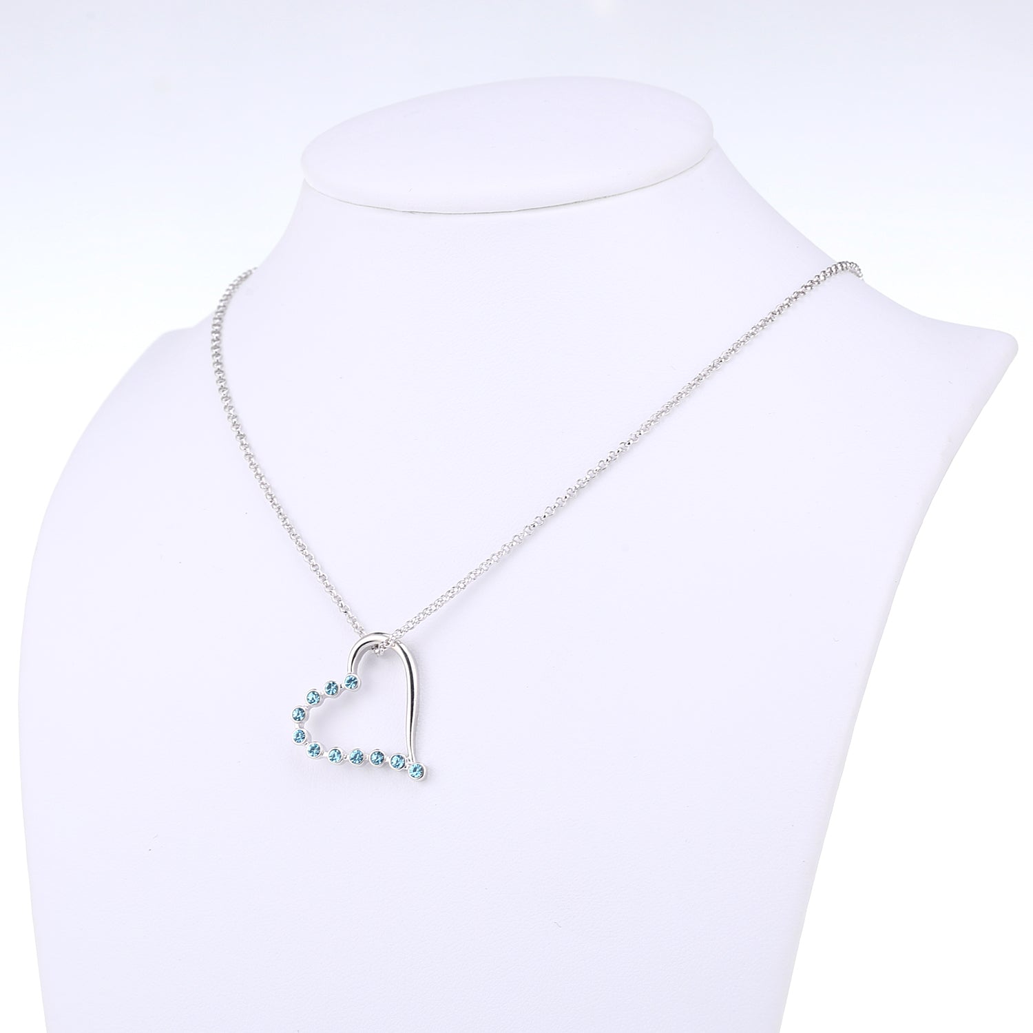 Sparkling Heart Crystals Necklace
