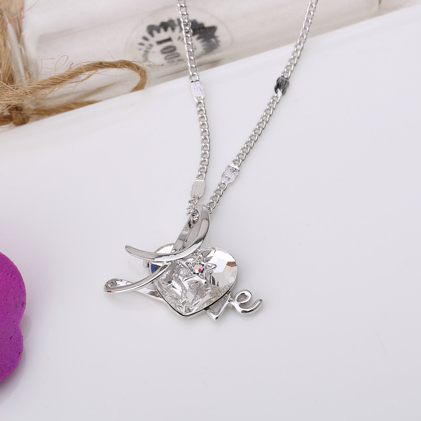 Openwork Love Embrace me Swarovski Crystals Necklace (Clear)