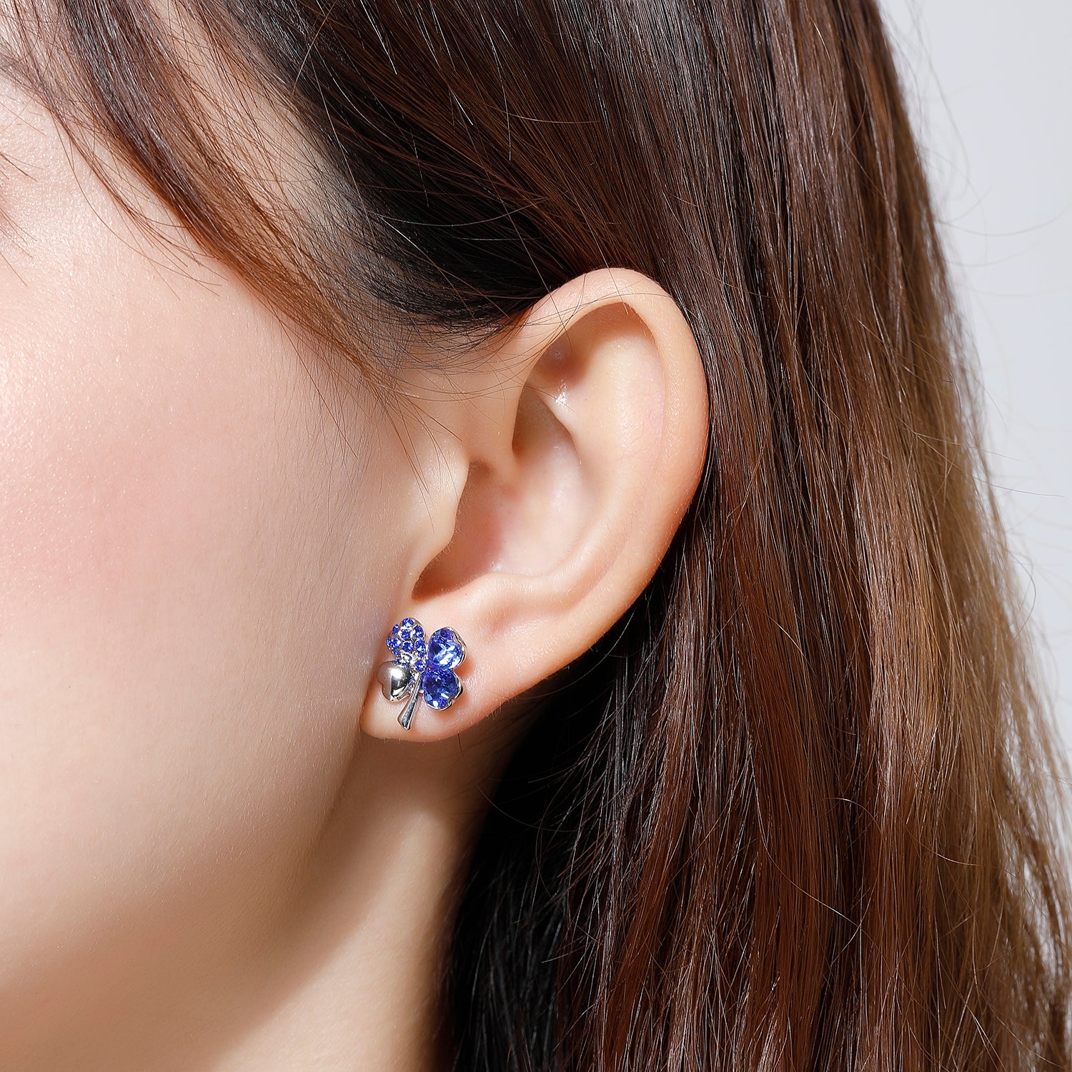 Kruckel Four leaf clover Lucky, joy, hope, faith, kindness, cheerful, confident, everyday is full of Love earrings made with Austrian crystals ¡V 7071010