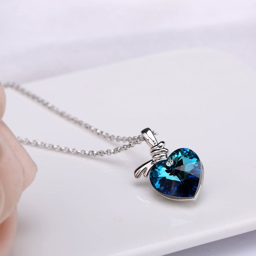 Kruckel; 5031020 Hold ME Tight Necklace with Swarovski® Element crystal;