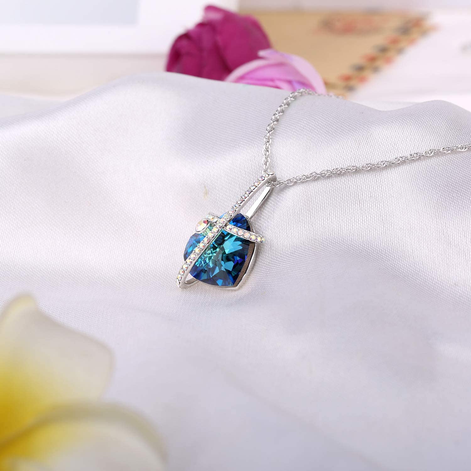 Kruckel; 5041060 Protect you everyday Necklace with Swarovski® Element crystal;