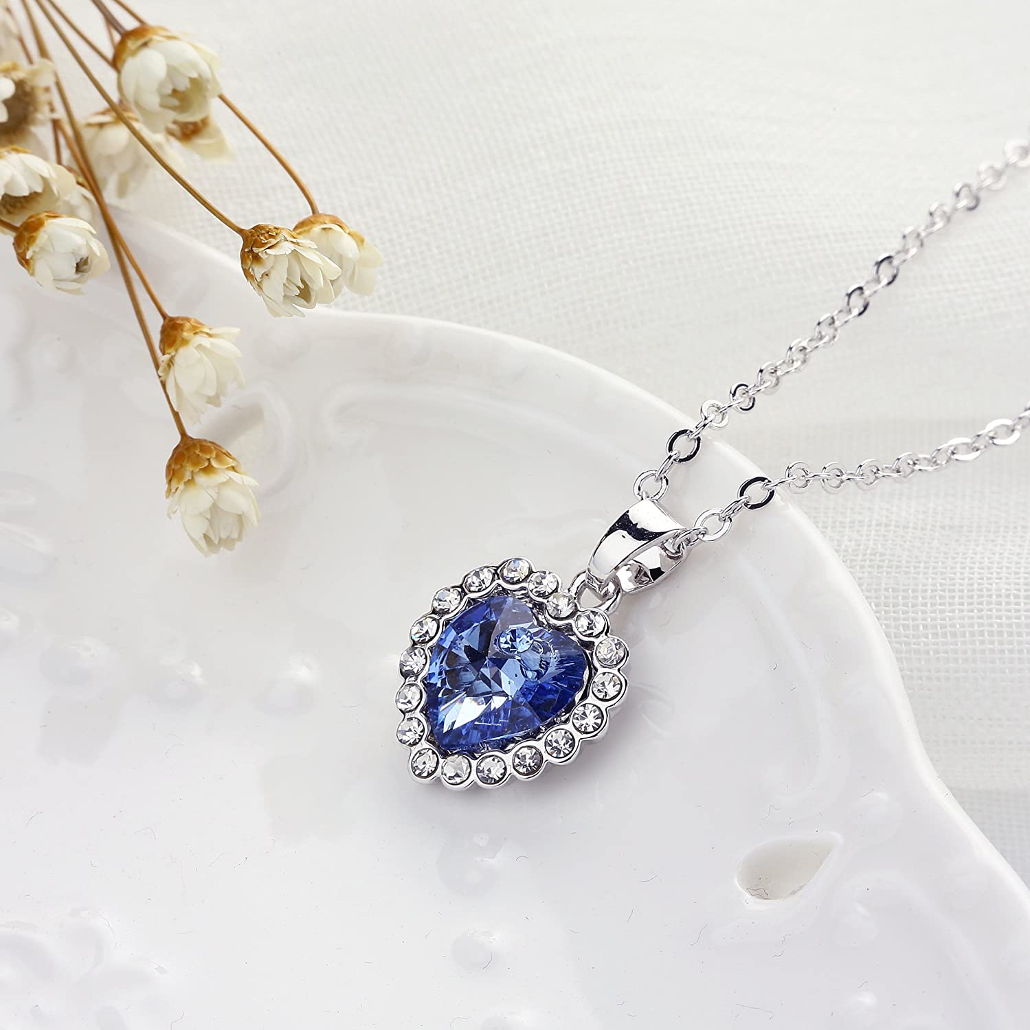 Kruckel; 5041030 Romantic heart Necklace with Swarovski® Element crystal;